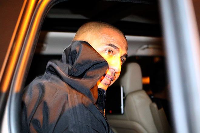 Huyền thoại Juventus đến Việt Nam: Được CĐV tặng nón lá