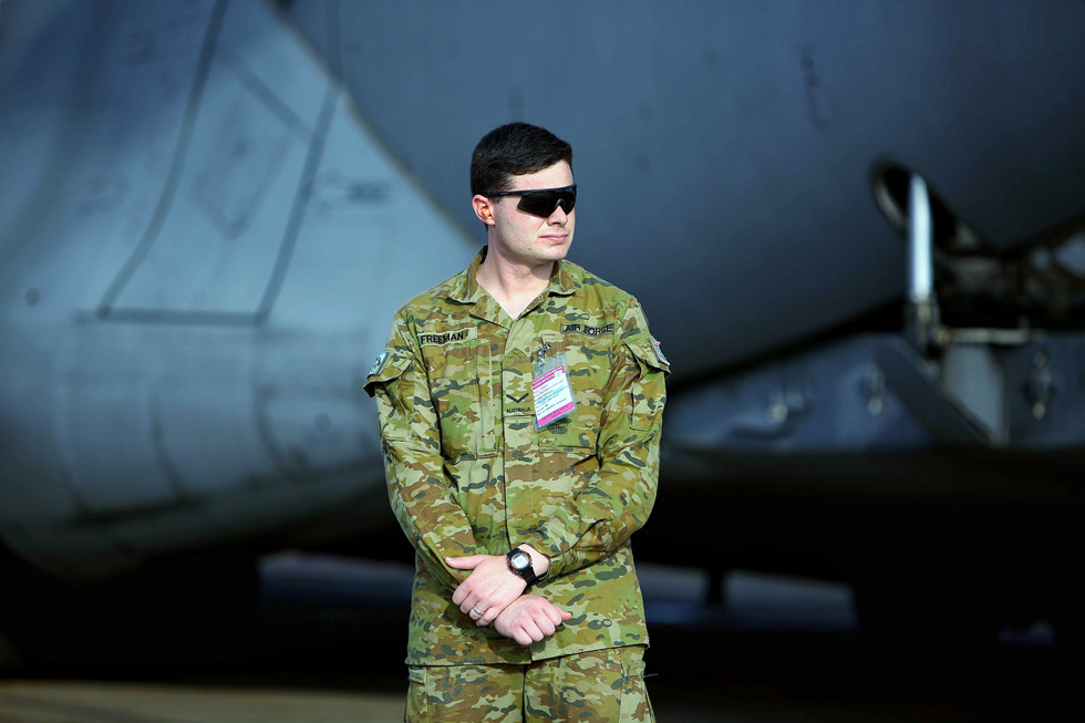 Máy bay vận tải khủng C-17 đến TP.HCM đưa nhân viên gìn giữ hòa bình VN tới Nam Sudan