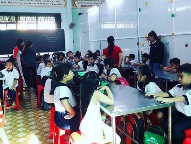 Chửi học sinh phạt 20 triệu, ép học thêm phạt 10 triệu