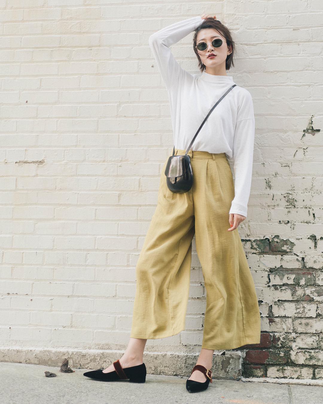 Đừng chỉ mải tìm mua áo khoác, mà quên rằng có tận 4 mẫu áo dài tay này để bạn lên đồ đẹp xinh nguyên cả mùa lạnh