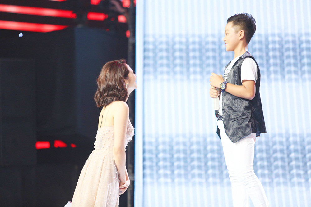 Giọng hát Việt nhí tập 3: Là học trò của Trần Lập nhưng Bảo Anh vẫn bị fan ruột của cố nhạc sĩ phũ không thương tiếc