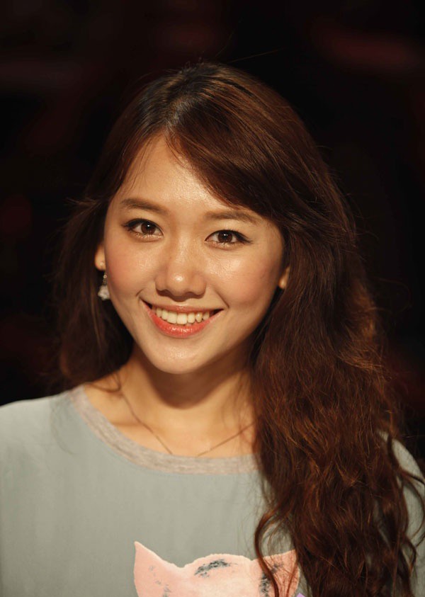 Hari Won - Nhã Phương: Vợ của 2 danh hài hot nhất showbiz Việt lại có 1 điểm chung nhan sắc mà không phải ai cũng biết