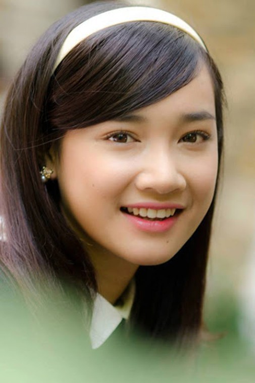 Hari Won - Nhã Phương: Vợ của 2 danh hài hot nhất showbiz Việt lại có 1 điểm chung nhan sắc mà không phải ai cũng biết