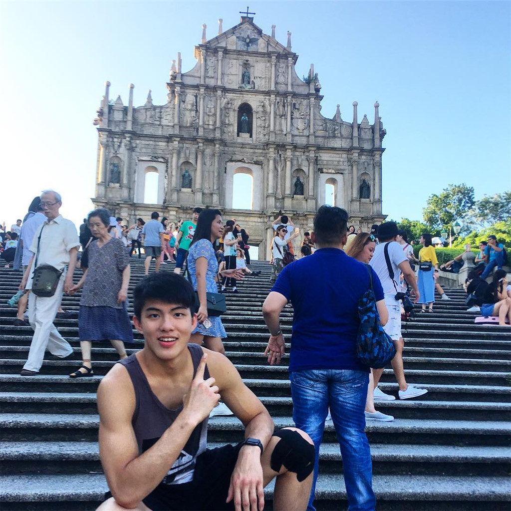 Hot boy Judo Hong Kong cao 1,83 m, thân hình 6 múi