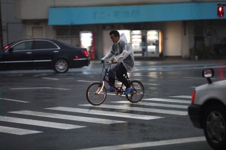 Ảnh: Bão Trami tấn công Nhật Bản mang theo gió mạnh kỷ lục