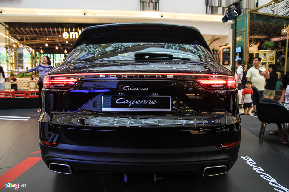 Porsche Cayenne 2018 chính thức về VN sau một năm ra mắt