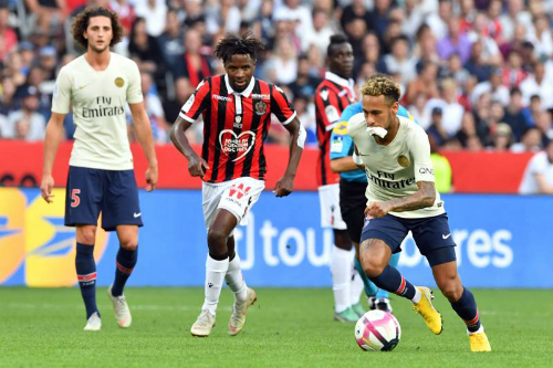 Neymar lập cú đúp, PSG toàn thắng tám vòng đầu tiên