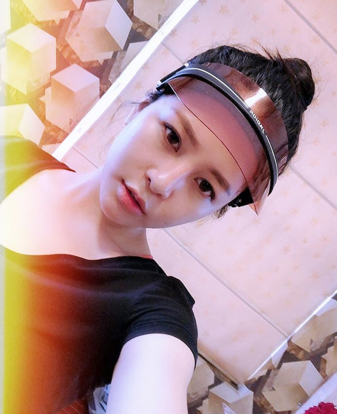 Trâm Anh mất điểm vì chuyển hướng sexy quá đà, đăng bài quảng cáo mọi lúc mọi nơi