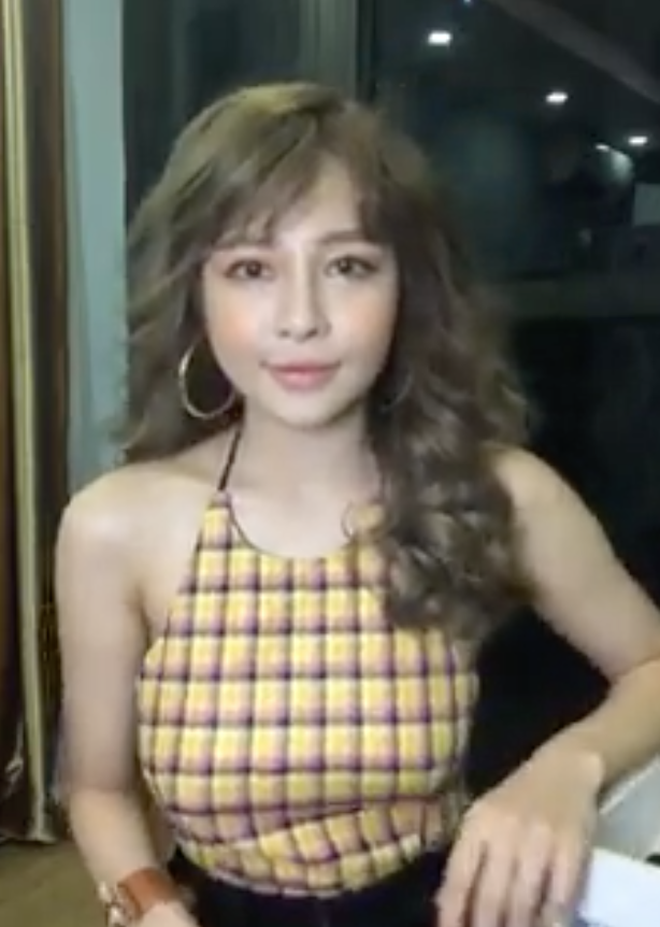 Trâm Anh mất điểm vì chuyển hướng sexy quá đà, đăng bài quảng cáo mọi lúc mọi nơi