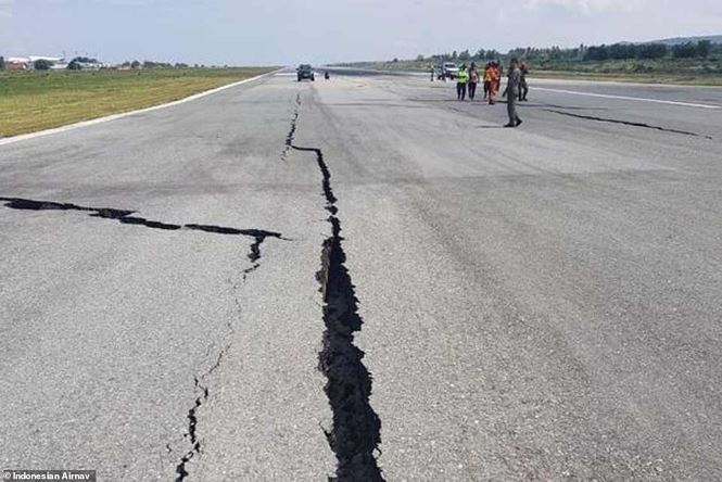 Động đất Indonesia: Nhân viên sân bay tử nạn vì cố cứu hàng trăm người