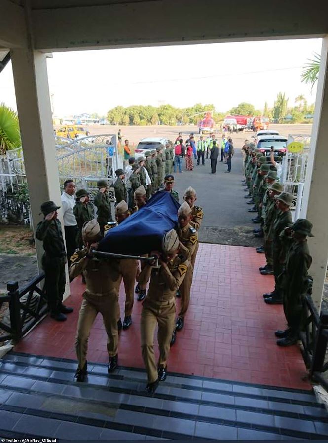 Động đất Indonesia: Nhân viên sân bay tử nạn vì cố cứu hàng trăm người