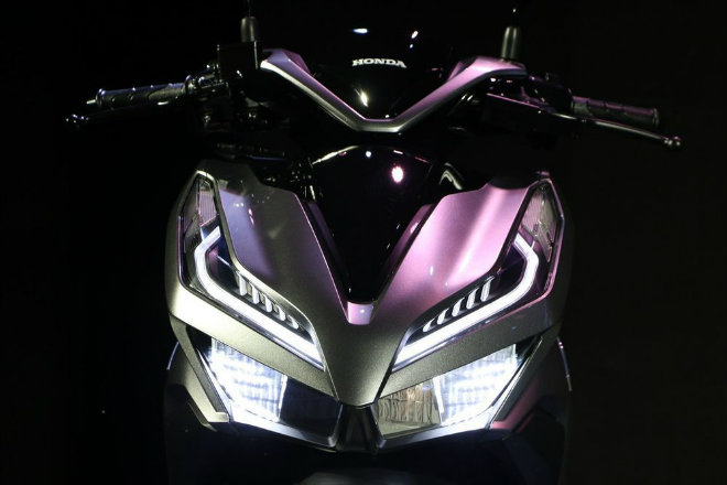 2018 Honda Click 150i giá 41,7 triệu đồng, đe nẹt Yamaha NVX 155