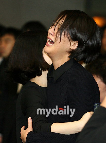 Choi Jin Sil: Kiếp hồng nhan lỡ chân bước vào cuộc hôn nhân bất hạnh, cuộc đời khép lại ở tuổi 40 để lại tấn bi kịch cho các con