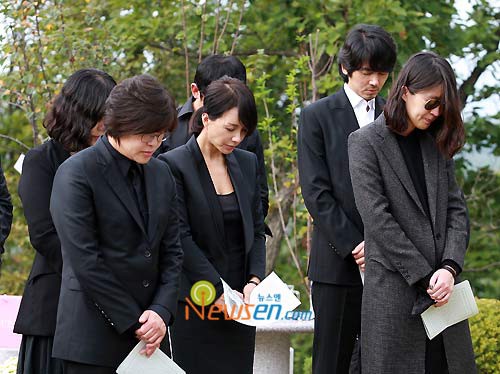 Choi Jin Sil: Kiếp hồng nhan lỡ chân bước vào cuộc hôn nhân bất hạnh, cuộc đời khép lại ở tuổi 40 để lại tấn bi kịch cho các con