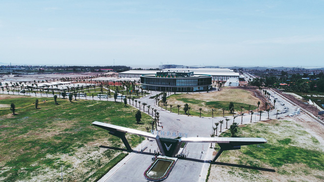 Trước giờ G ở Paris Motor Show: Nhìn lại 12 tháng thay đổi của VinFast tại Hải Phòng