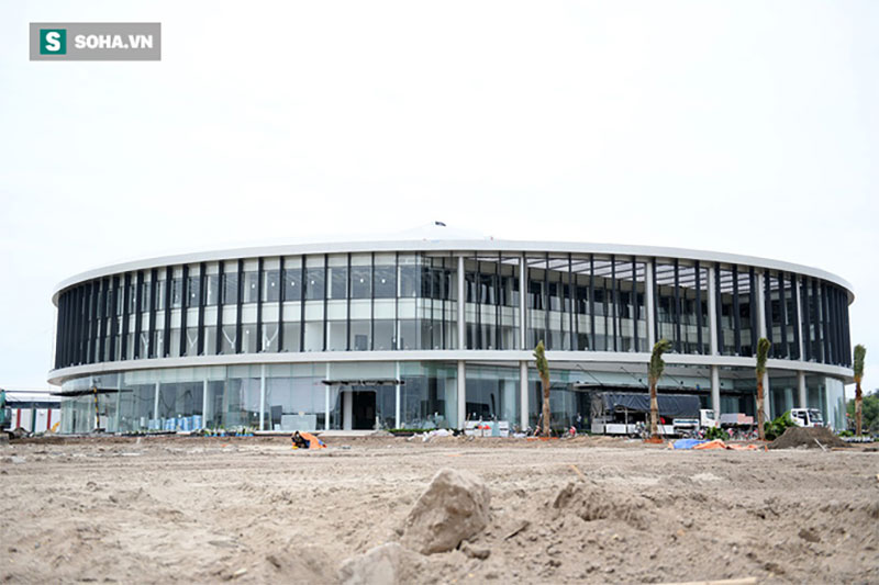 Trước giờ G ở Paris Motor Show: Nhìn lại 12 tháng thay đổi của VinFast tại Hải Phòng