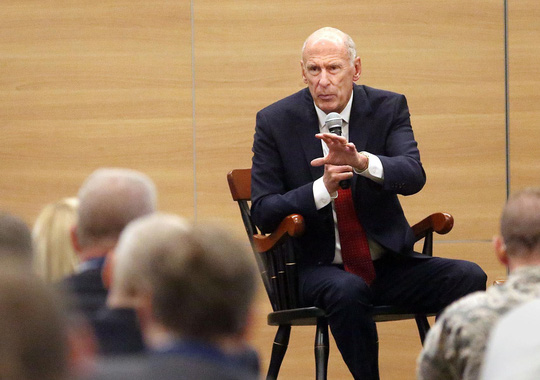 Tình báo Mỹ dè chừng Nga - Trung hơn cả khủng bố