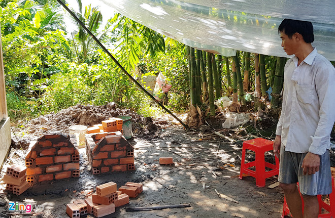 Người mẹ khai lấy gối đè lên mặt khiến 2 con chết trong phòng ngủ