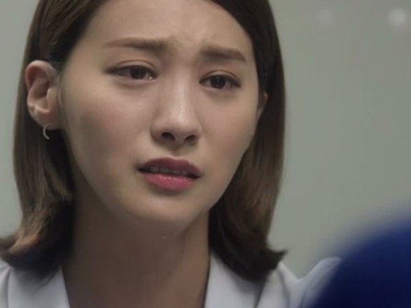 Huênh hoang tự đắc khi cướp được chồng bạn nhưng chỉ sau thời gian ngắn đã phải ăn quả đắng ê chề Huênh hoang tự đắc khi cướp được chồng bạn nhưng chỉ sau thời gian ngắn đã phải ăn quả đắng ê chề