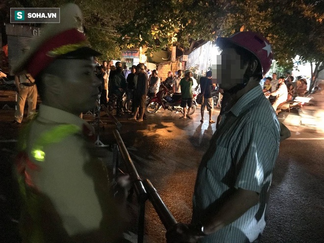 Cảnh sát dùng súng bắn tỉa vây bắt đối tượng cầm lựu đạn cố thủ trong nhà ở Nghệ An