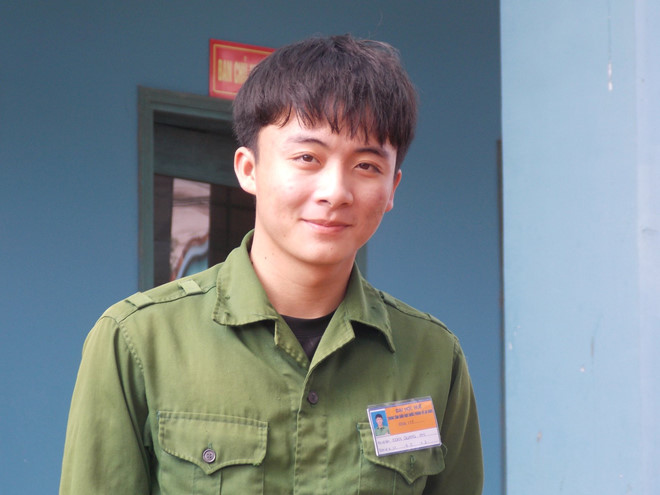 Màn song ca Cơn mưa tình yêu giữa lớp hay không kém bản gốc