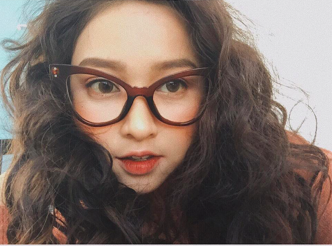 Nữ sinh Học viện Ngân hàng thường xuyên bị nhận nhầm là con lai vì nét quá Tây