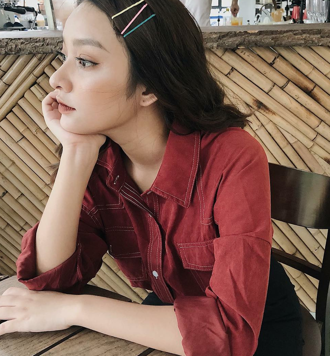 Nữ sinh Học viện Ngân hàng thường xuyên bị nhận nhầm là con lai vì nét quá Tây Nữ sinh Học viện Ngân hàng thường xuyên bị nhận nhầm là con lai vì nét quá Tây