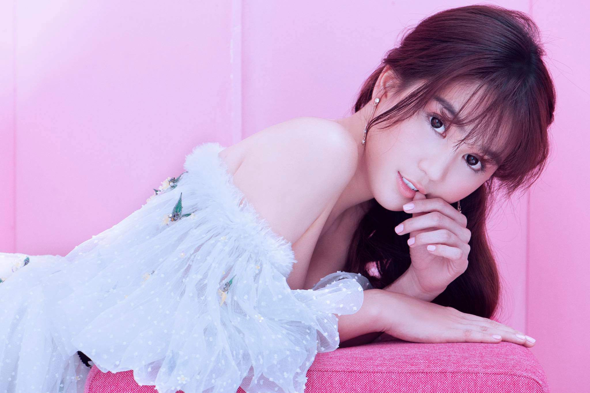 Ngọc Trinh tuổi 30: Vạn người yêu thương, không bằng một người hiểu