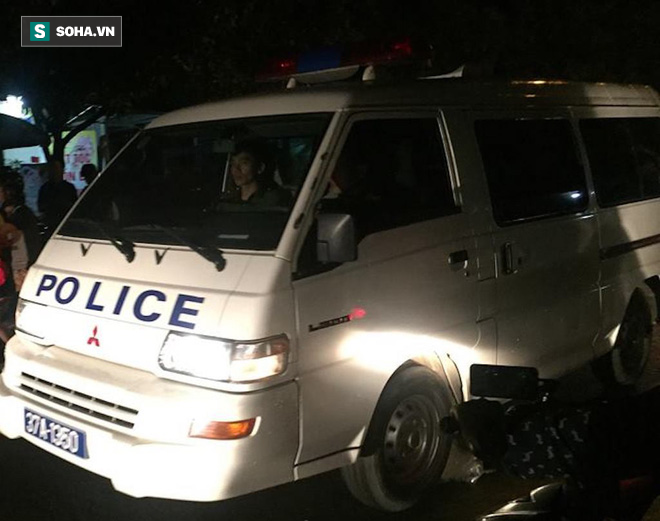 Đã bắt đối tượng ôm lựu đạn cố thủ trong nhà tại Nghệ An