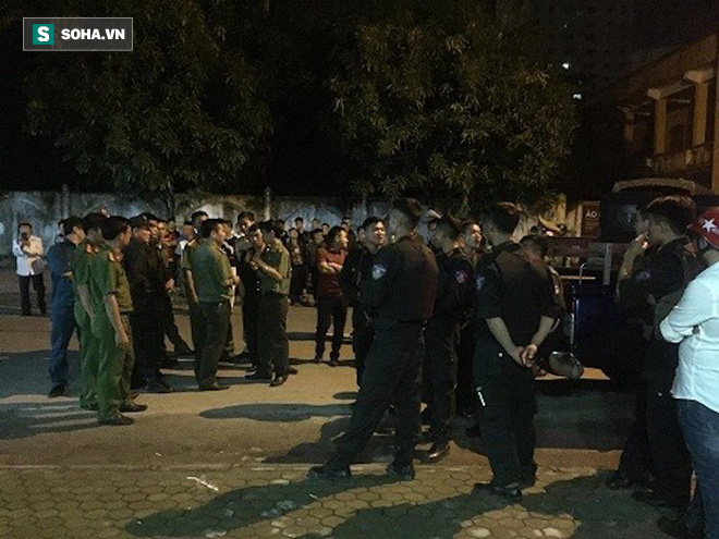 Đã bắt đối tượng ôm lựu đạn cố thủ trong nhà tại Nghệ An