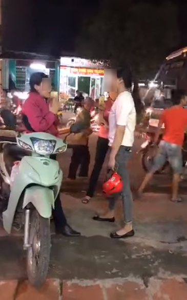 Bắc Giang: Mạng xã hội xôn xao về vụ đánh ghen hiền nhất trong lịch sử Bắc Giang: Mạng xã hội xôn xao về vụ đánh ghen hiền nhất trong lịch sử