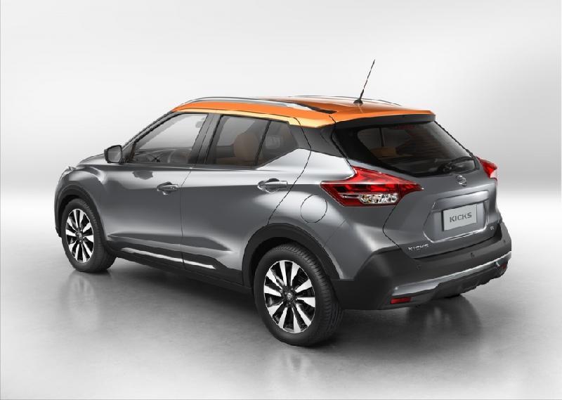 Ô tô SUV Nissan ‘đẹp long lanh’, giá 301 triệu
