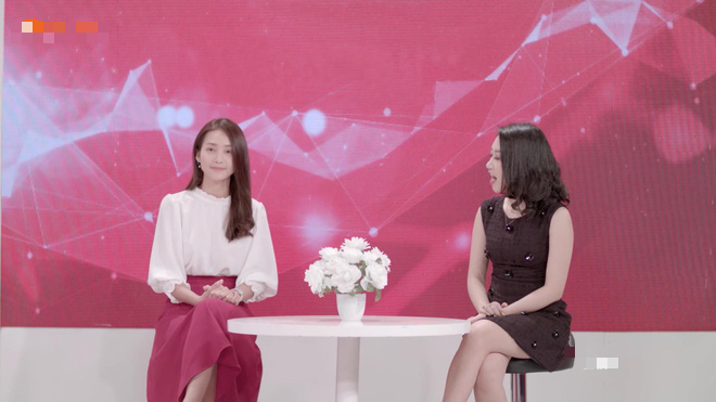 Hậu Duệ Mặt Trời tập 5-6: Từ chối lên giường với giám đốc, Khả Ngân bị đưa ngay ra đảo hoang cùng người yêu Hậu Duệ Mặt Trời tập 5-6: Từ chối lên giường với giám đốc, Khả Ngân bị đưa ngay ra đảo hoang cùng người yêu