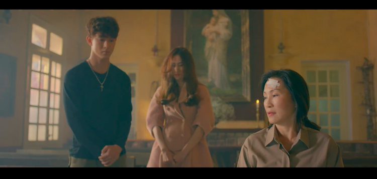 Mỹ nam Hậu Duệ Mặt Trời bắt cặp với nàng oan gia Ngân Khánh trong Quý Cô Thừa Kế Mỹ nam Hậu Duệ Mặt Trời bắt cặp với nàng oan gia Ngân Khánh trong Quý Cô Thừa Kế