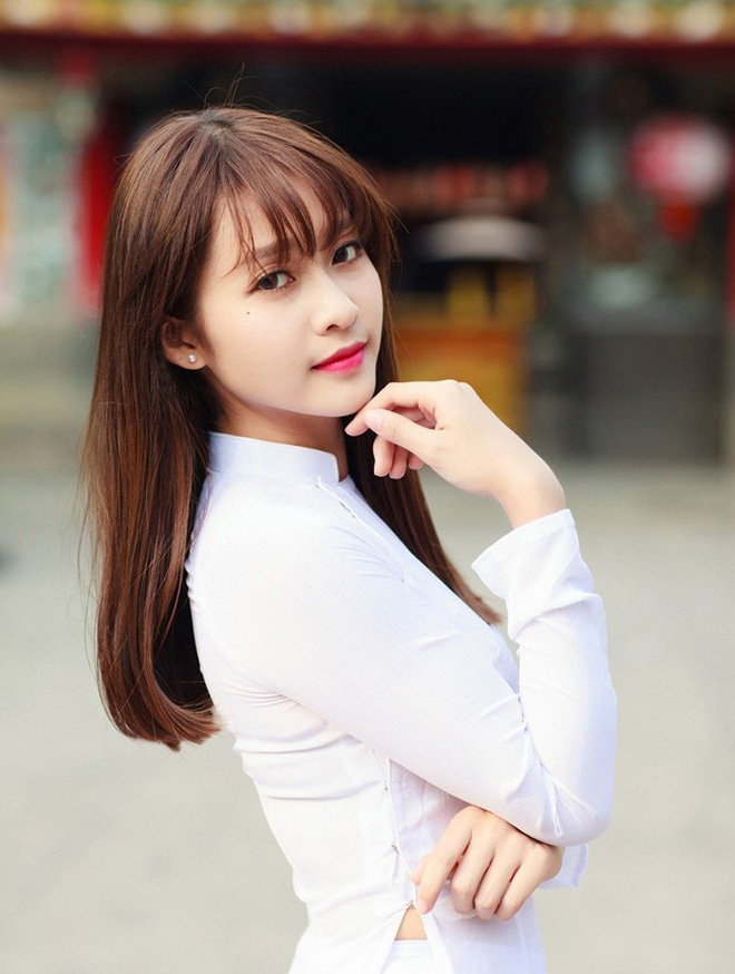 Hành trình lột xác của Khả Ngân: Từ hot girl nhiều thị phi đến nữ chính Hậu duệ mặt trời phiên bản Việt