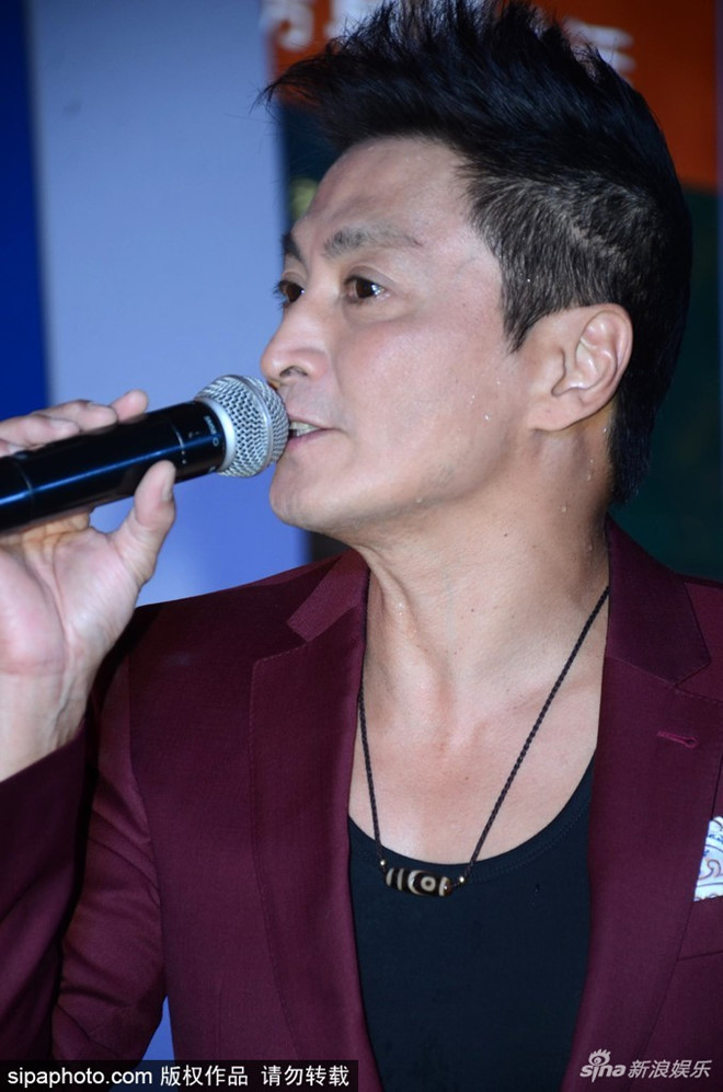 ‘Triển Chiêu’ Hà Gia Kính ở tuổi U60: ‘Không buồn vì sống độc thân’