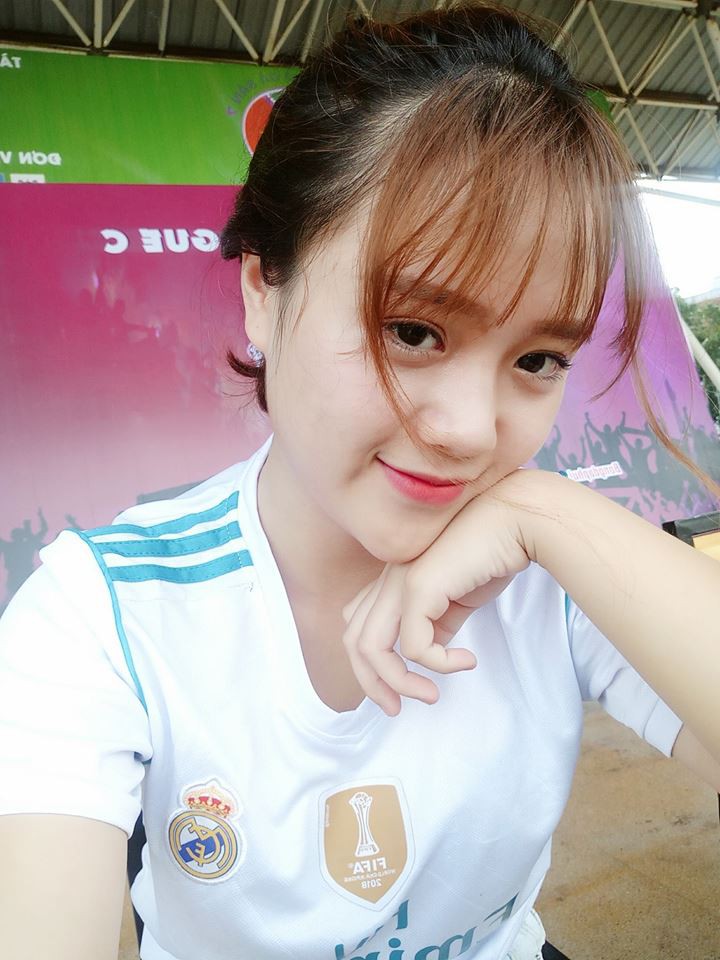 Nữ streamer người Tày xinh đẹp, là cựu sinh viên ĐH Bách Khoa