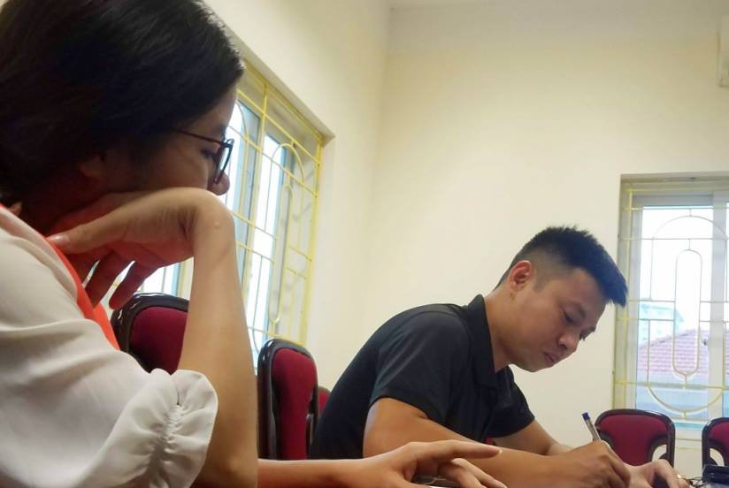 Hà Nội: Yêu cầu khởi tố hình sự nam thanh niên đi xe SH hành hung bà bầu 8 tháng sau va chạm giao thông