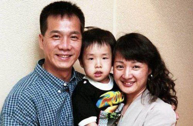 Tài tử Bao Thanh Thiên: Nghiện rượu, vũ phu, bị vợ bỏ phải làm tạp vụ, ra phố bán bánh