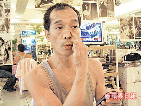 Tài tử Bao Thanh Thiên: Nghiện rượu, vũ phu, bị vợ bỏ phải làm tạp vụ, ra phố bán bánh