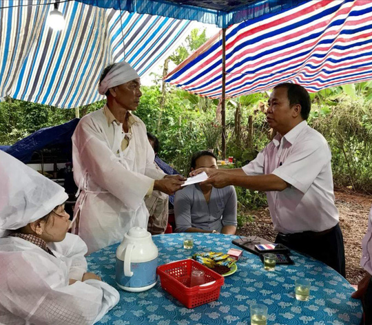 Vụ nữ du khách bị sét đánh ở bãi biển Vũng Tàu: Do xài điện thoại!