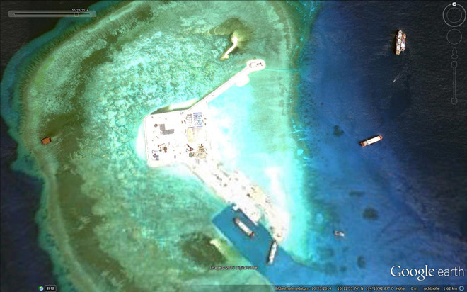 Tàu chiến TQ tiếp cận nguy hiểm với tàu Mỹ trên Biển Đông