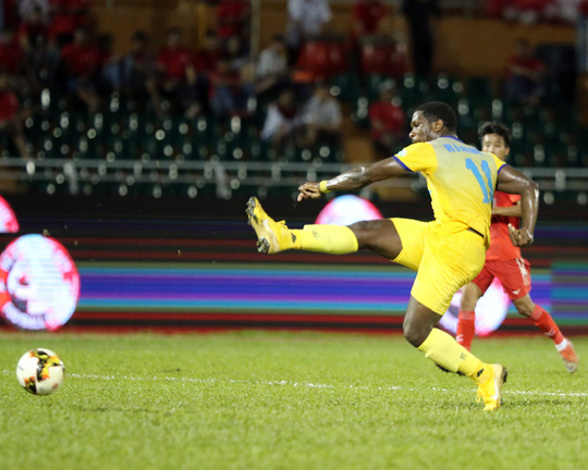 FLC Thanh Hóa lên nhì bảng, Nam Định - XSKT Cần Thơ tranh chung kết ngược