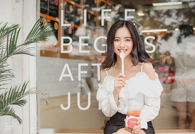 Danh tính cô gái xinh đẹp bên đồi hoa tam giác mạch gây sốt mạng xã hội