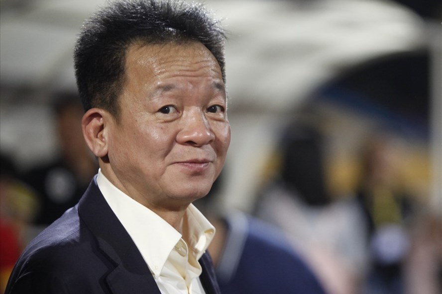 Bầu Hiển lên tiếng về chuyện một ông chủ liên quan nhiều đội bóng ở V.League