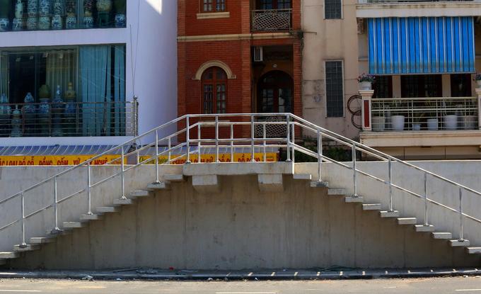 Cầu vượt hơn 300 tỷ đồng ở Hà Nội sắp thông xe