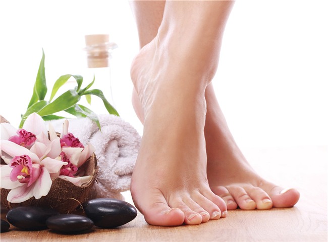 Nhìn ngay xuống bàn chân nếu sở hữu 4 điểm này là bạn có phúc tướng trời cho, cả đời tha hồ hưởng phước