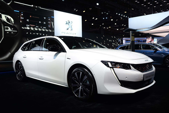 Truyền thông Anh: Chúng tôi xếp VinFast ngang BMW, Audi, Ferrari... trong danh sách mẫu xe hấp dẫn nhất Paris Motor Show