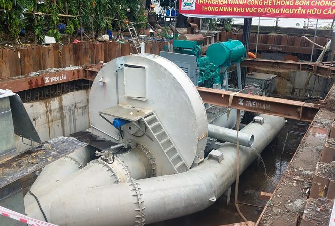 TP.HCM đưa mức giá thuê máy bơm chống ngập gần 9,9 tỷ đồng
