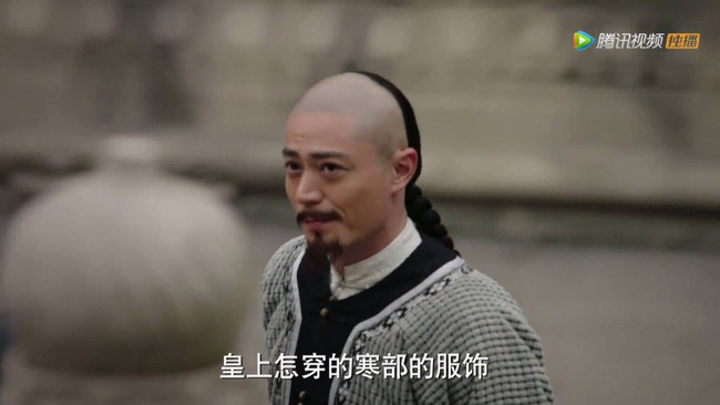 Hậu Cung Như Ý Truyện: Càn Long mê đắm vào Hàm Hương, Như Ý lầm lũi khóc dưới mưa